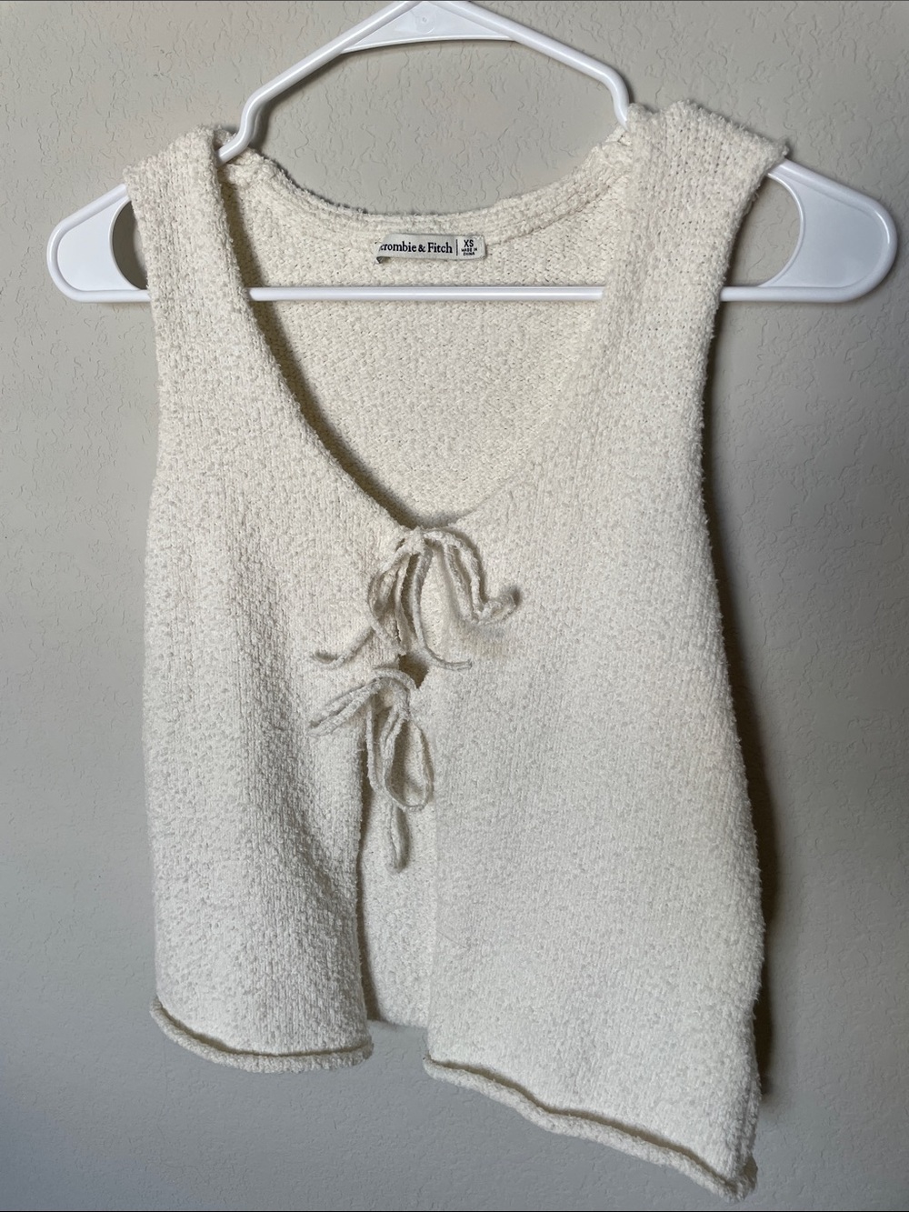 Abercrombie Cream Bouclé Tie-Front Sleeveless Top